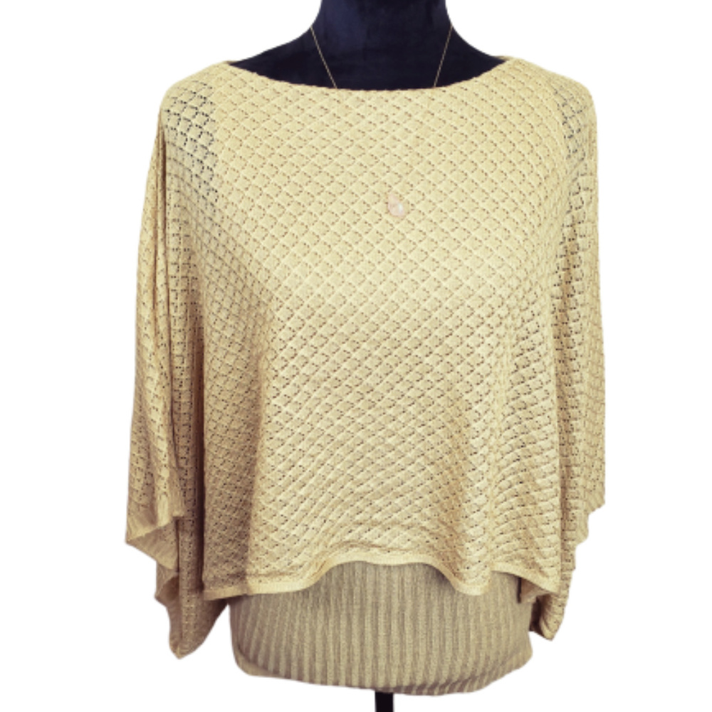 B. K. Women's Knit Cape Top Size Large